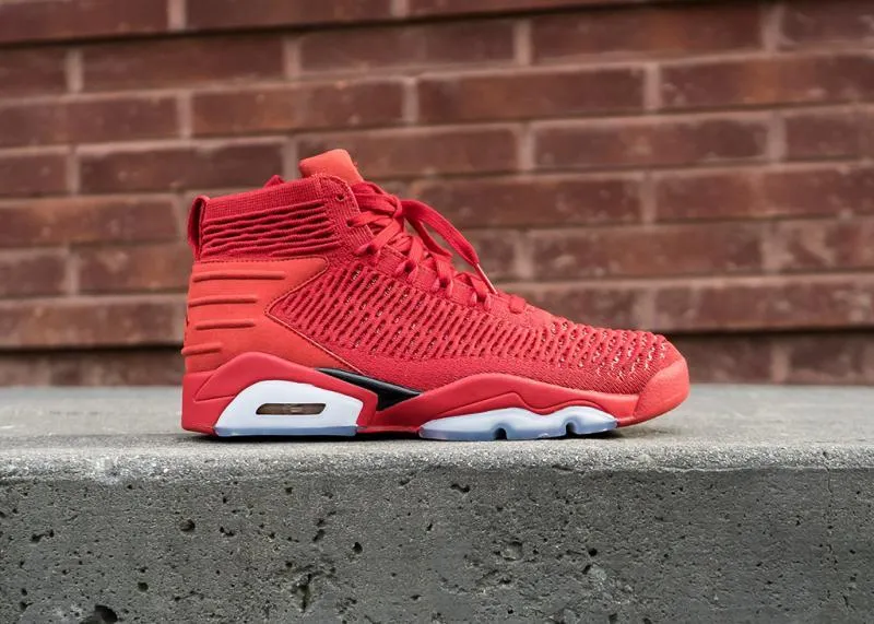 JORDAN - Men - Flyknit Elevation 23 - Red