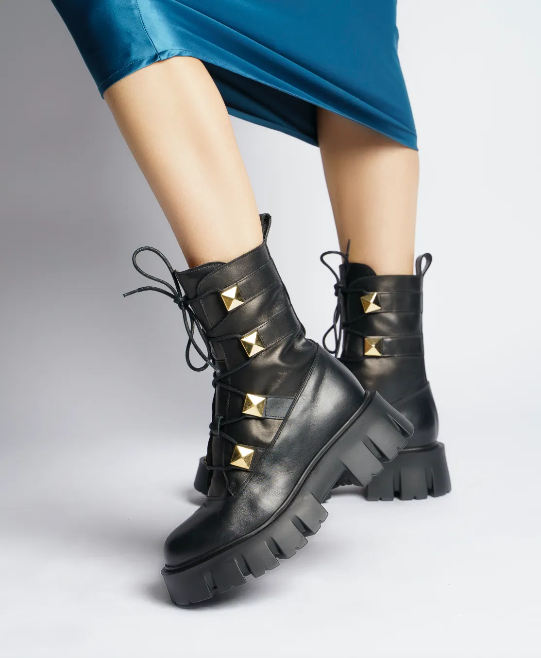 Mako Pyramid Studs Combat Boots